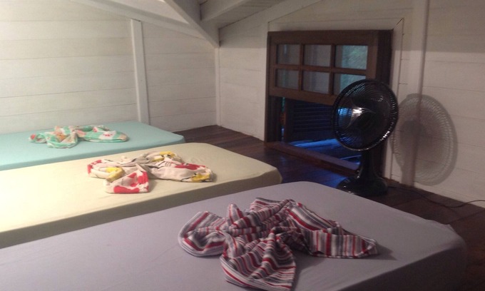 Paranagua House | 1 COMPLETE HOUSE 4 ROOMS 2 BATHROOMS ON THE BEACH GRANDE HONEY ISLAND - PR - BRAZIL