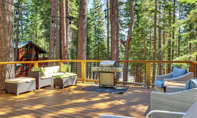 Tahoe Woods House | 1 Mi to Beach: Tahoe City Retreat w/Game Room