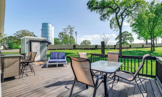 Afton House | < 1 Mi to Golf & Marina: Inviting Home in Afton!