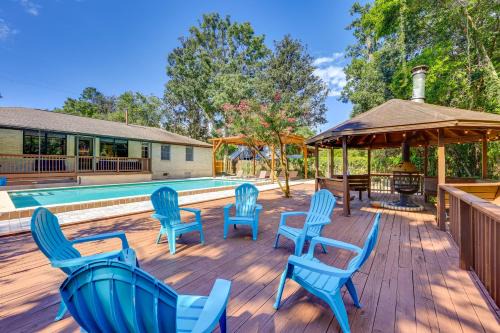 Gainesville House | 1 Mi to UF Campus Group Retreat with Outdoor Oasis