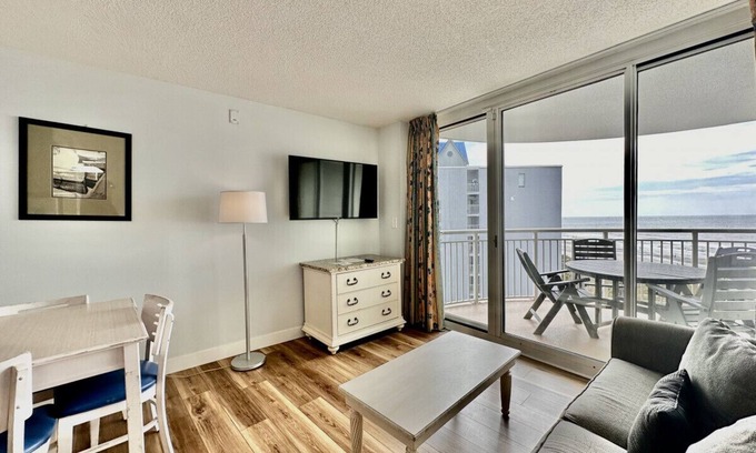 Ocean Drive Condo | #1 rated hotel in North Myrtle Beach 1 Bedroom Pools restaurant bars private beach 0613