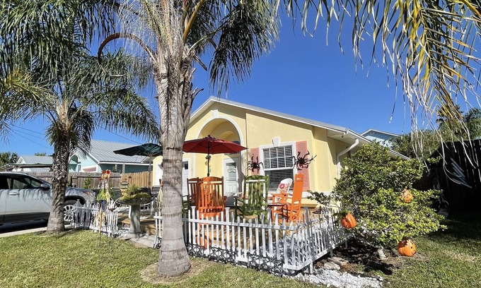St. Augustine Beach House | 10% discounts Aug, Sept