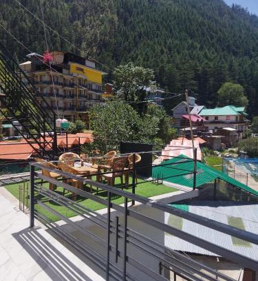 Kasol House | 10 hills homestay
