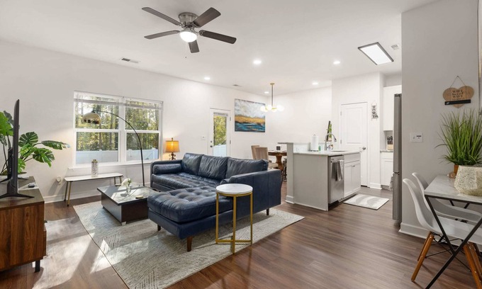 Charlotte House | 10 Min From Downtown & Airport! Fenced-In Yard