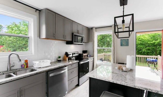 Birmingham House | 10 Min to Downtown-Modern in Magic City-Both Units