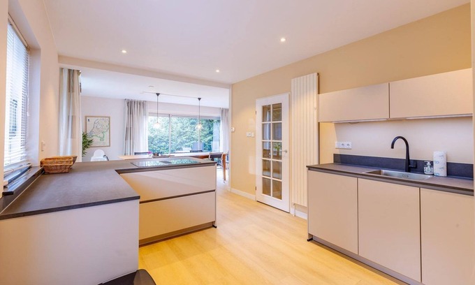 Oostkapelle House | 10-person detached holiday home in Oostkapelle