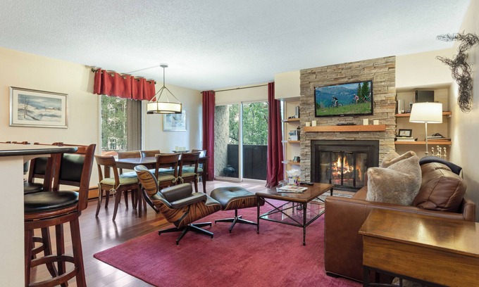 Vail Condo | 100 ft. to Gondola! Balcony, Fireplace, Views, Parking! Heart of Lionshead!