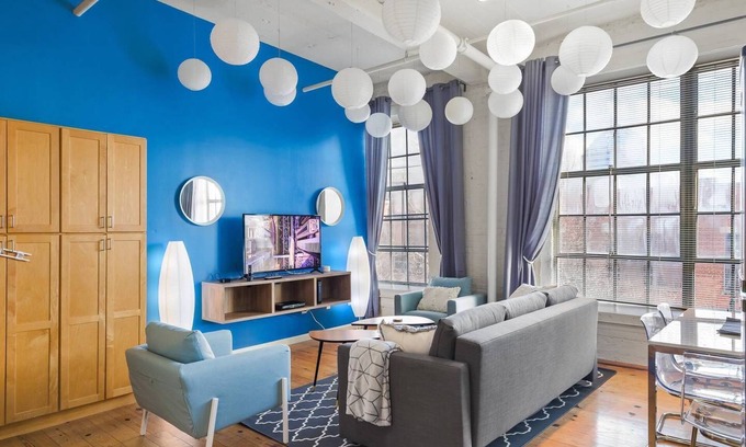 Durham Apartment | 100 Year-Old Historic Brick 2BR Loft-High Ceiling8