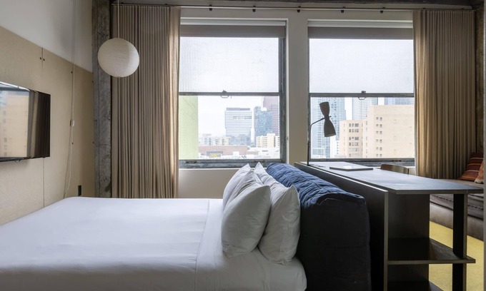 Historic Core Apartment | #1016 - Kasa Downtown Los Angeles
