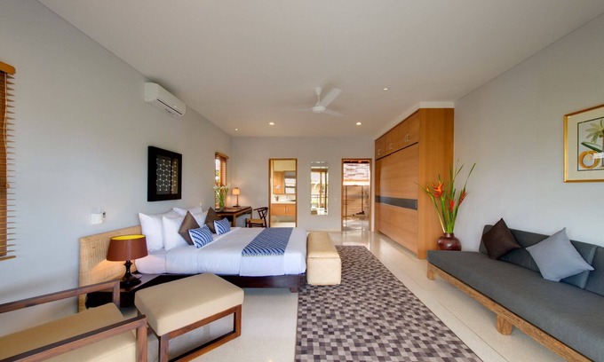 Laksmana Villa | 10BR Luxury Villa By The Beach, Seminyak - W/Swimming Pool!