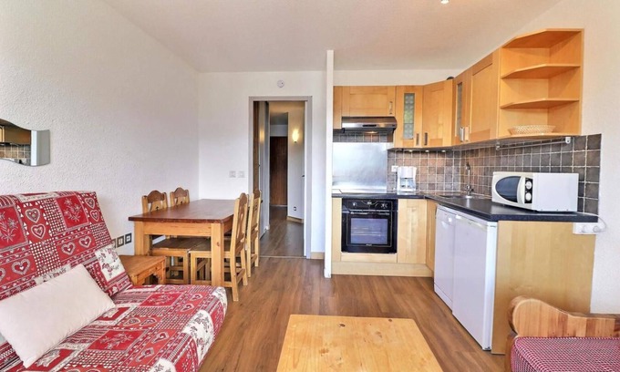 La Perriere Apartment | 10m from ski slopes, 7th floor, balcony, ski locker, 25m², La Tania