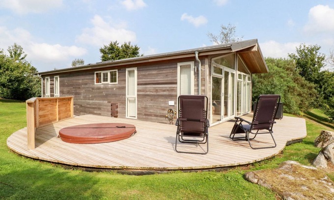 Dobwalls Cottage | 11 HORIZON VIEW, family friendly, luxury holiday cottage in Dobwalls