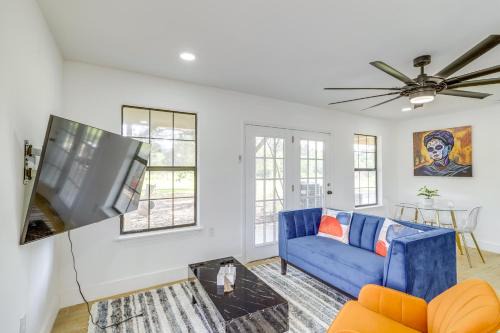 Hempstead House | 11 Mi to Golf Home with Fishing Pond in Hempstead