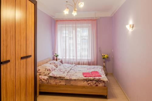 Kyiv Apartment | 112 вулиця Велика Васильківська