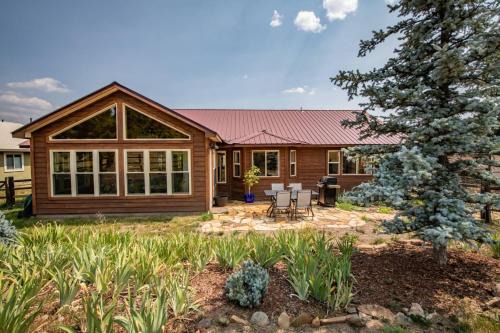 Twin Creek Village House | 115 Sweetwater