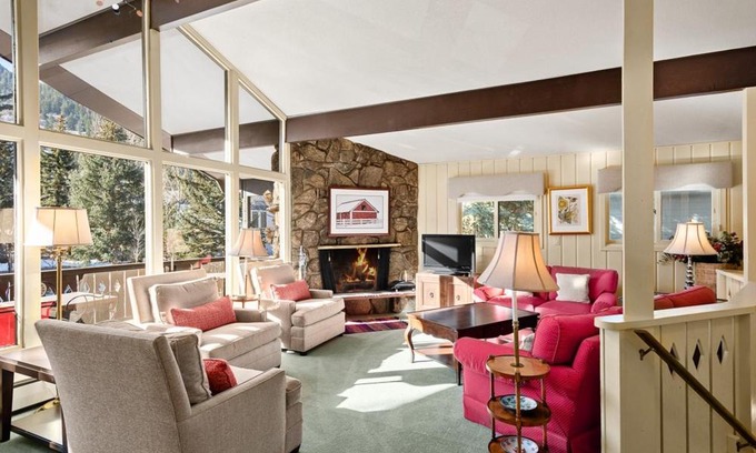 Aspen House | 118 E. Bleeker Street Home, Large, Two-Level Home/Duplex with Private Deck & On-Site Parking