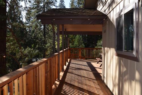 North Wawona Ski Chalet | 11B Sequoia House