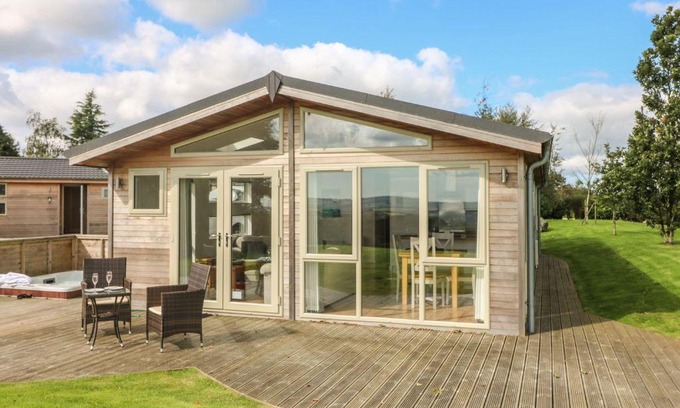 Dobwalls House | 12 Horizon View