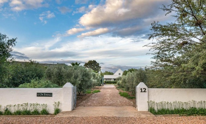 McGregor Bed & Breakfast | 12 On Tindall