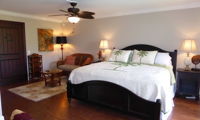 Princeville Apartment | 1202A Cliffs RESORT, 164.00 Oct20-Nov1 Blow Out Sale on OceanViewResort 10Star!
