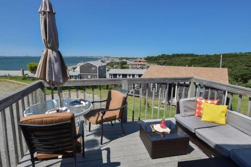 North Truro House | 12215 - Beautiful Views of Cape Cod Bay Access to Private Beach Easy Access to P-Town