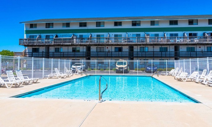 North Ocean City Condo | 127th Bayside-pool-short walk 2 beach-By Park!