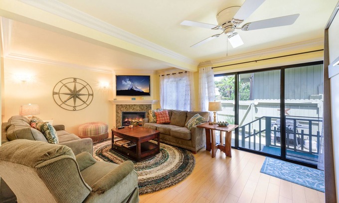 Avalon Condo | 12CT: Updates Spacious Townhome w/Patio, Private Balcony, BBQ