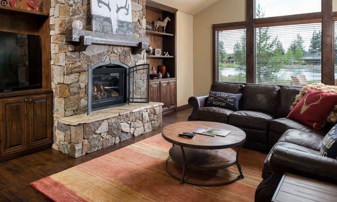 Sunriver Cabin | 13 Caldera Cabin: 4 BR / 5 BA cabin in Bend, Sleeps 10