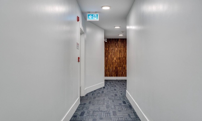 Coal Harbour Apartment | 1425 Haro St - 3 Bedrooms - Downtown Vancouver