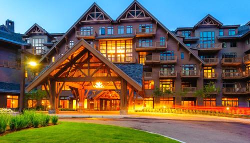 Stowe Area Resort | 1434 Lodge at Spruce Peak Ski in Ski out Studio Expansive Views By Stowe Mountain Rentals