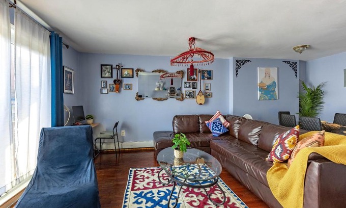 Bedford-Stuyvesant Apartment | 15 minutes from Manhattan, free street parking