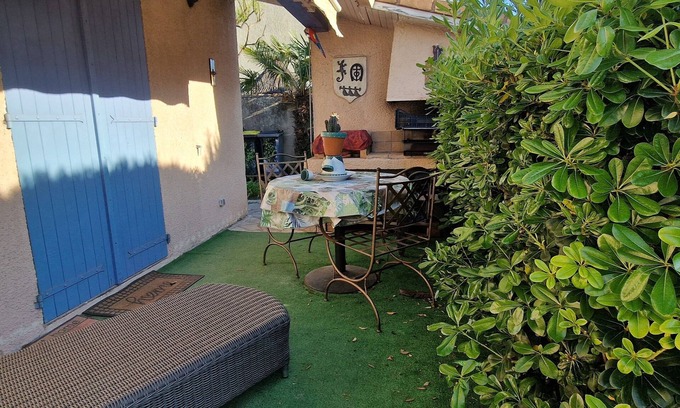 Lunel Villa | 15 minutes from the beach VERY NICE LANGUEDOCIENNE HOUSE offering peace and serenity