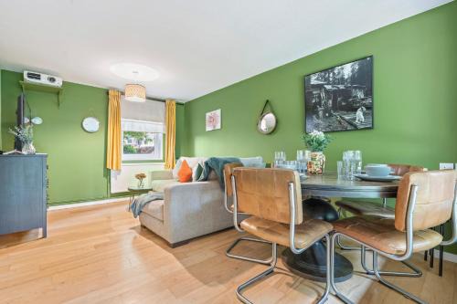 Chaucer Apartment | 15PercentOff-Luxury Comfort in the Heart of London near Tower Bridge&TheShard w Parking&Netflix-Family-Contactors-Weekly-GeniusOffer&MobileOffer!