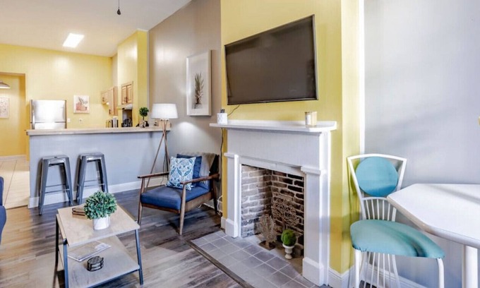 Central Business District Apartment | 161 State St Unit A (Lower Right) · Amazing Downtown Duo! 2 Bed / 1.5 Baths. 1100Sq FT