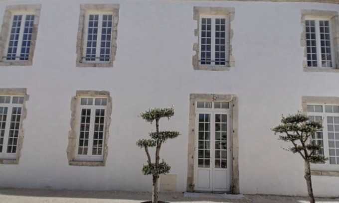 Salles sur Mer House | 16th century mansion - La Rochelle Chatelaillon