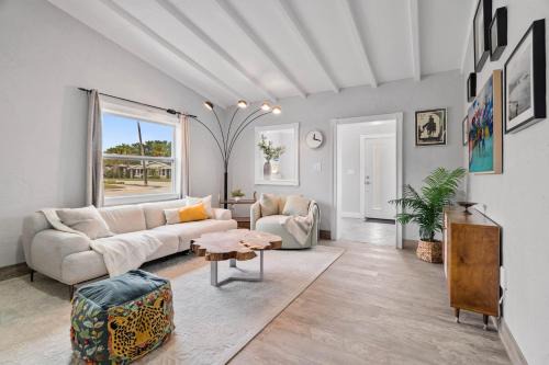 Cocoa Beach House | 172 Woodland Ave