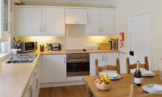 Bedale Cottage | 17th-century cottage overlooking village green.