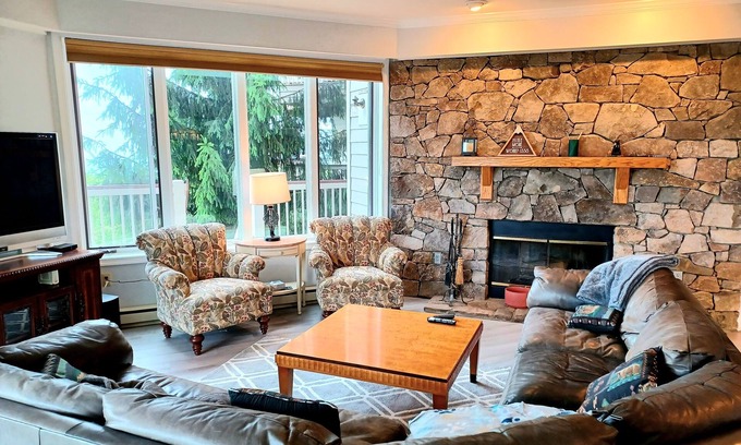 Chestnut Springs Condo | 180 Degree Breathtaking Views