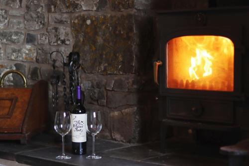 Rhydycroesau House | 18th Century Farmhouse, England Wales Border, Breathtaking Views
