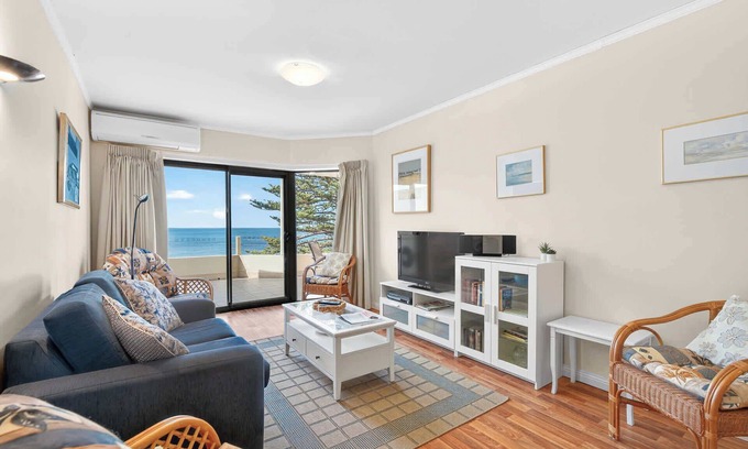 Encounter Bay Apartment | 19-117 Franklin Pde - Beachfront Location - Linen Included