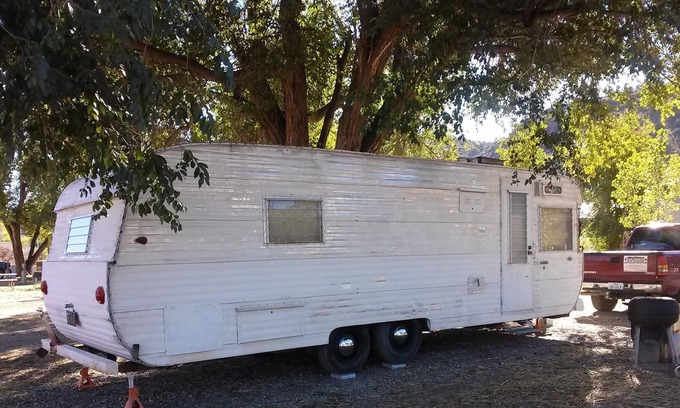 Meeker House | 1959 Vintage RV Cabin