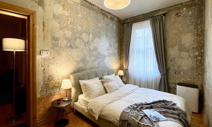 Galata Apartment | 19th century boho style in trendy Galata street