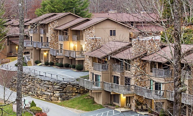 Banner Elk Condo | 1BR Banner Elk Villa on Resort w/Amenities