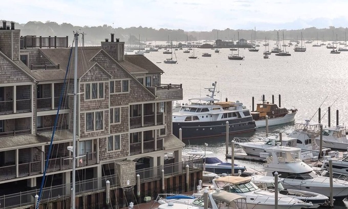 Yachting Village Condo | 1br Condo Newport Harbor Sailing