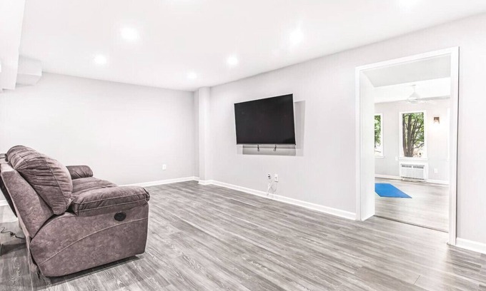 Atlanta Condo | 1BR w/ Fun (Pool Table), Film & Fitness Rooms!