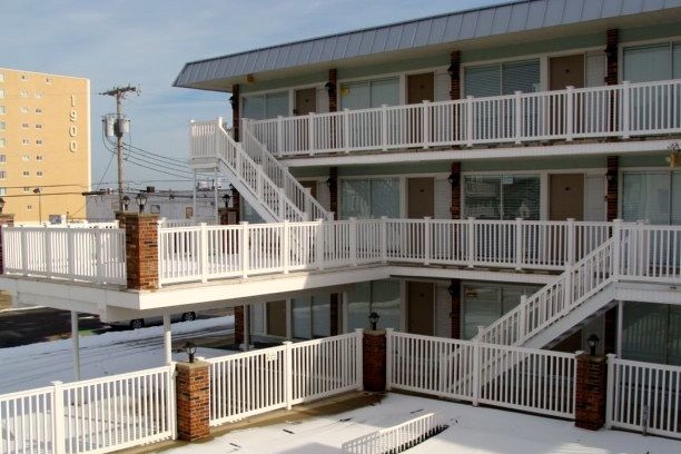 Cape May - Wildwood Apartment | 1st Floor condo, beach/boardwalk block, heated pool! the Lamppost!