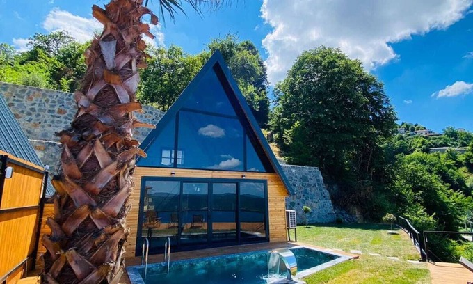 Sapanca House | 2+1 Heated Private Pool - Lake View - 5 Person Bungalow in Dibektaş