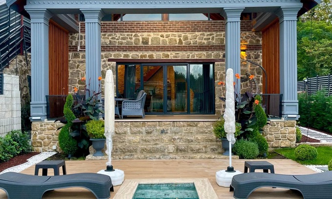 Sapanca Villa | 2+1 Private Pool-Fireplace-Sauna 5 Person Stone Villa House in Sapanca Unluce