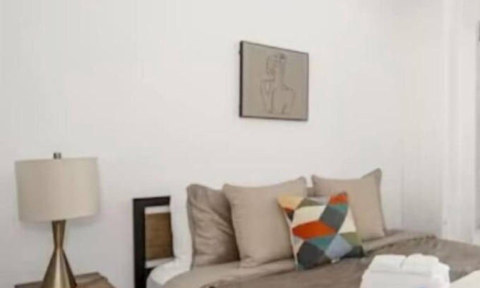 Downtown Cleveland Apartment | 2 bath| Prkg+Gym+Sauna|Playhouse SQ|+30 Day