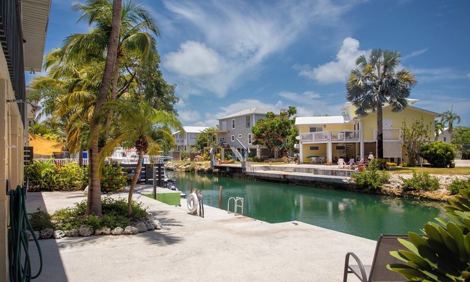 Big Coppitt Key House | 2 BD 2 BA canal front home minutes from Key West with parking & dock space